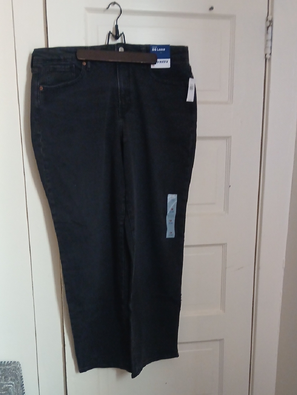 Old Navy Straight Leg Jeans in Black Denim
